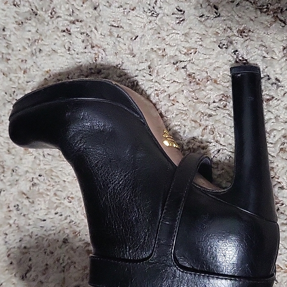 Prada boots with prada removable buckle size 35 - Picture 14 of 14